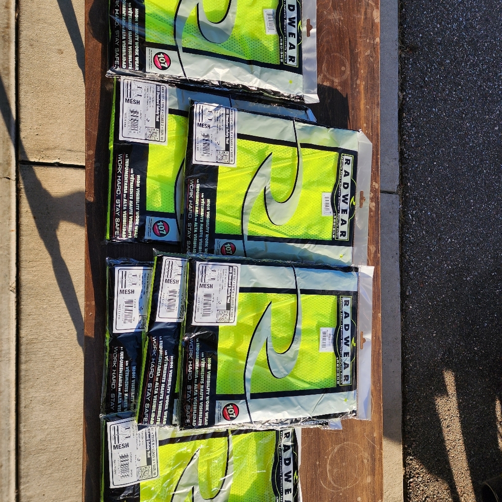 Safety Vests (8 total)
